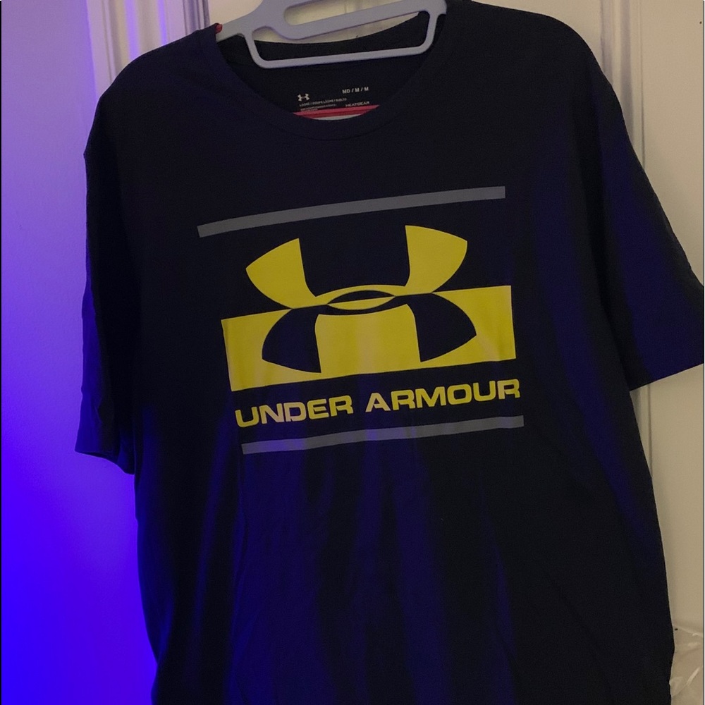UA MENS T-SHIRT